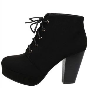 Chunky heel ankle booties